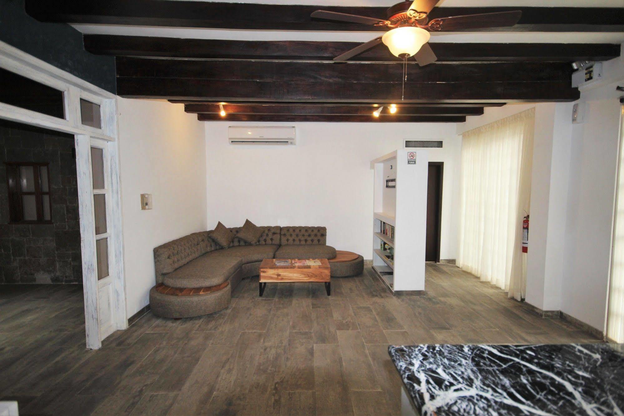 Cedros Boutique Hotel